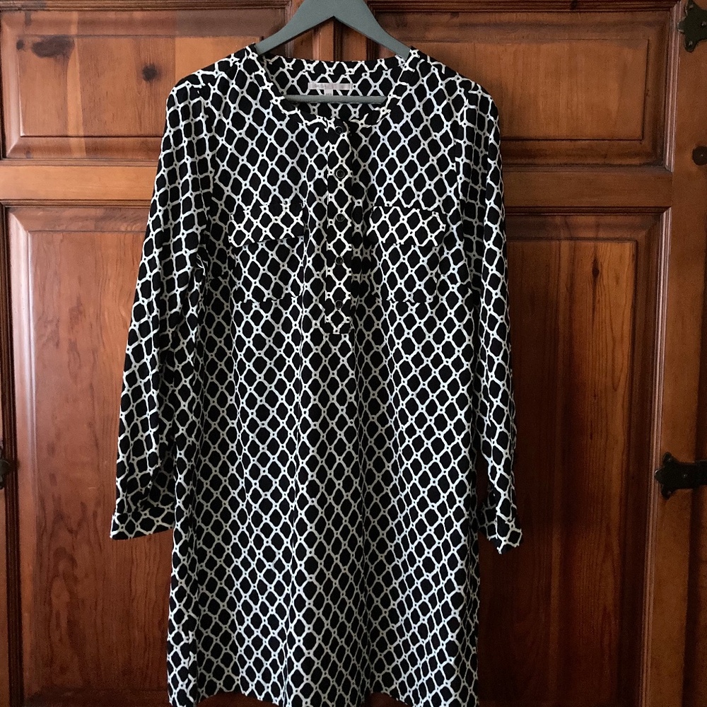 Gap Black & White Shirt dress Size Large